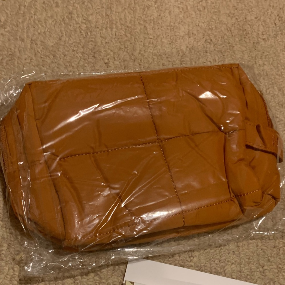 Rad Rev terracotta cloud pouch